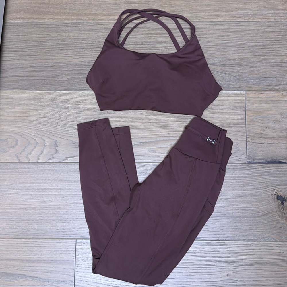 Bombshell sportswear set